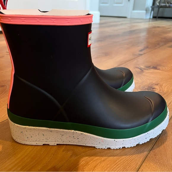 NEW Hunter Booties - Picture 3 of 4